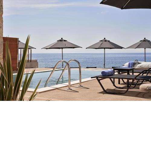 Beachfront Alassa Villas w Private Pools Complex