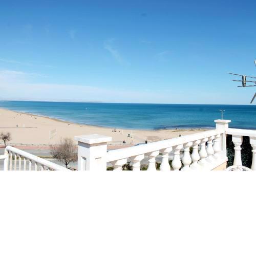 Beachfront Bungalow In La Mata, Torrevieja