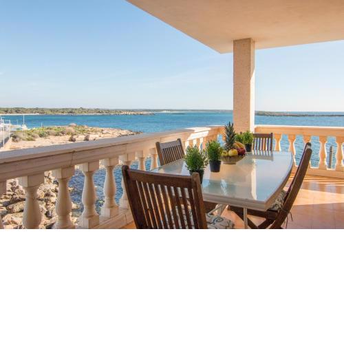 Beachfront holiday apartment Lotja 7 - Grupo Berna
