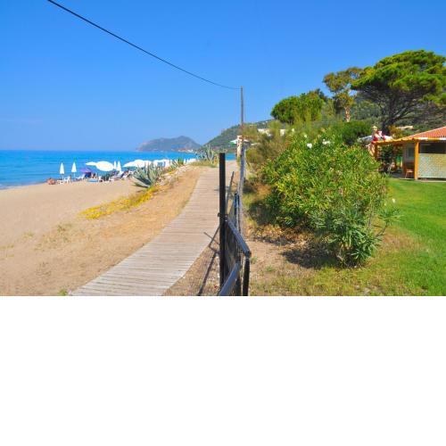 Beachfront holiday House “yannis” on Agios Gordios beach in Corfu