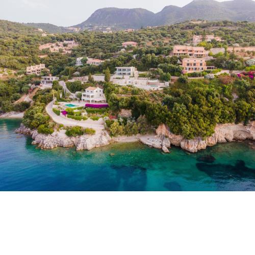 Beachfront & Infinity Pool Luxury Villa - Corfu