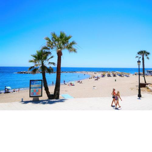 Beachfront Luxury Apartment, Puerto Banús, Marbella