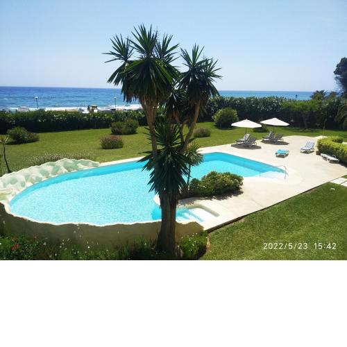Beachfront Luxury Complex,Views,Pool,Garden, Elviria