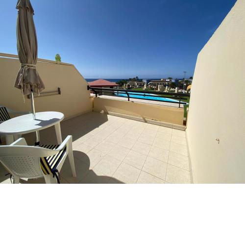 Beachfront, ocean view, Wi-Fi, aircon, swimming pool