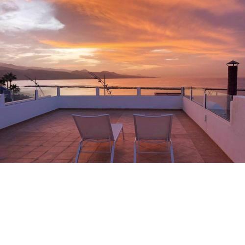 Beachfront rooftop in Las Canteras