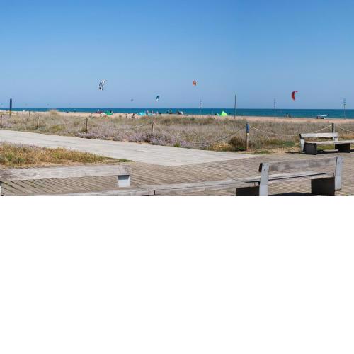 Beachfront Sunny Apartment , Sea & Mountain View