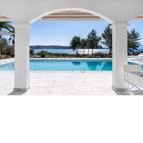 Beachfront Villa Seascape in the Greek Riviera