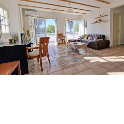 Beachlife: The Apartment