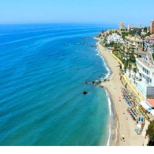 Beachside Relaxing Huge Pools Near Amenities