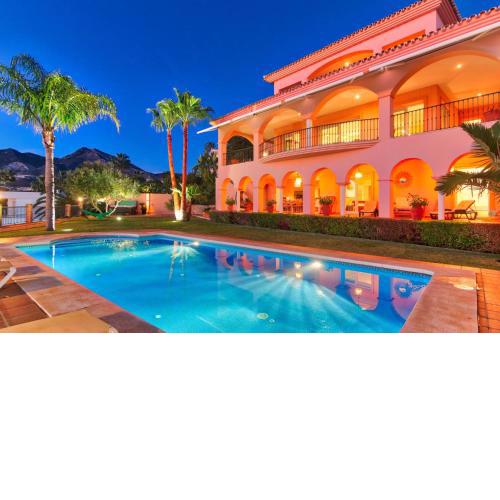 Beachside villa with panoramic sea views