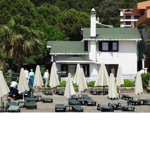 Beachwood Villas
