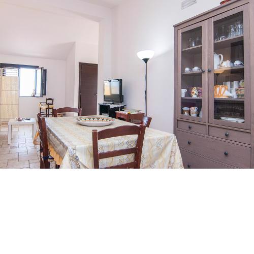 Beautiful 2-Bed House in Avola in