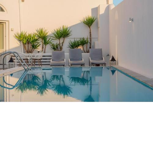 Beautiful 4-Bed Cave House near Fira private pool