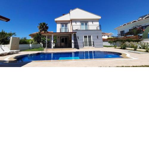 Beautiful 4-Bed Villa Beril with private pool