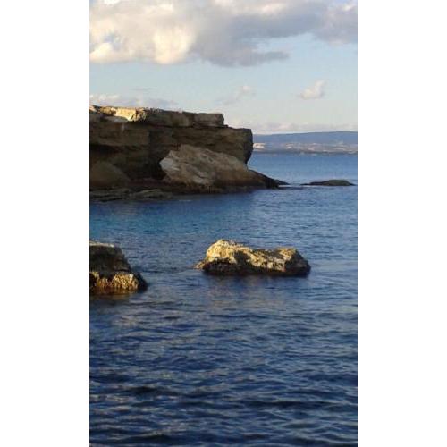 Beautiful 4-Bed Villa in Noto