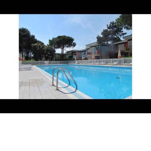 Beautiful and modern village with terraced houses and swimming pool