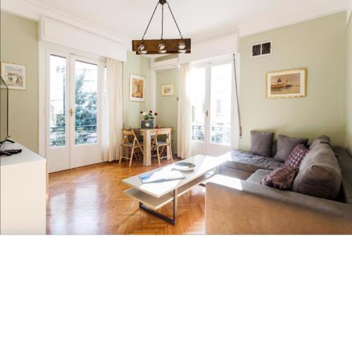 Beautiful Apartment at Plaka