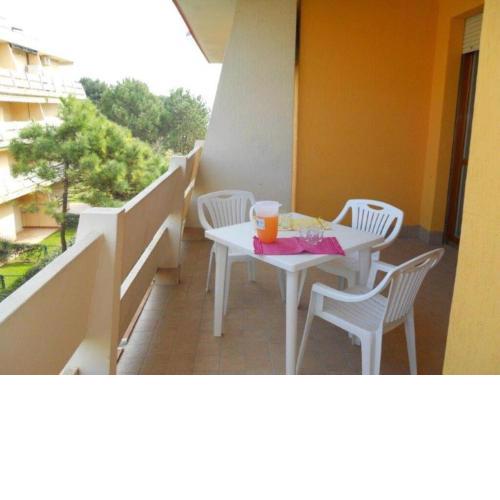 Beautiful Apartment for 6 People - A C - Terrace - By Beahost Rentals