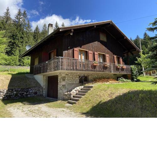 Beautiful apartment in Auronzo di Cadore with garden