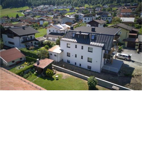 Beautiful apartment in Axams with WiFi and 2 Bedrooms