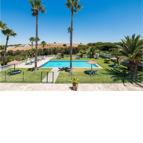 Beautiful Apartment In Barbate With Outdoor Swimming Pool, Wifi And 1 Bedrooms