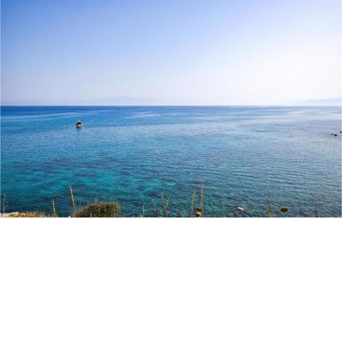 Beautiful apartment in Botricello with 2 Bedrooms and WiFi