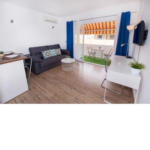 Beautiful Apartment in Calpe - Air Cond, WiFi, Close to Sea