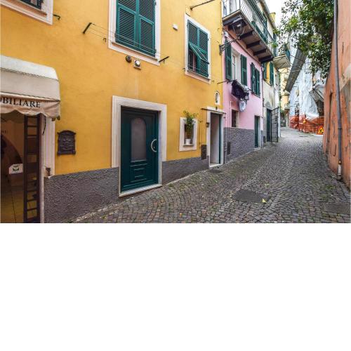 Beautiful apartment in Celle Ligure with WiFi and 1 Bedrooms