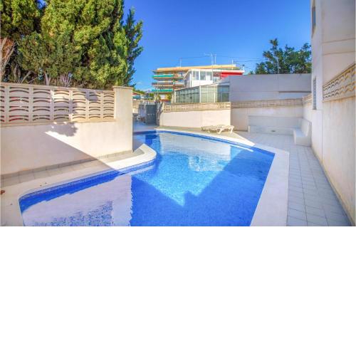 Beautiful Apartment In El Campello With Outdoor Swimming Pool, Wifi And Swimming Pool