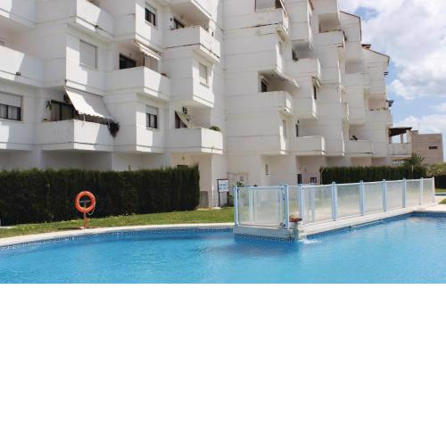 Beautiful apartment in Estepona with 2 Bedrooms, Outdoor swimming pool and Swimming pool