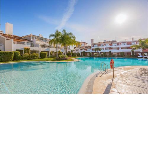 Beautiful apartment in Estepona with 2 Bedrooms, WiFi and Outdoor swimming pool