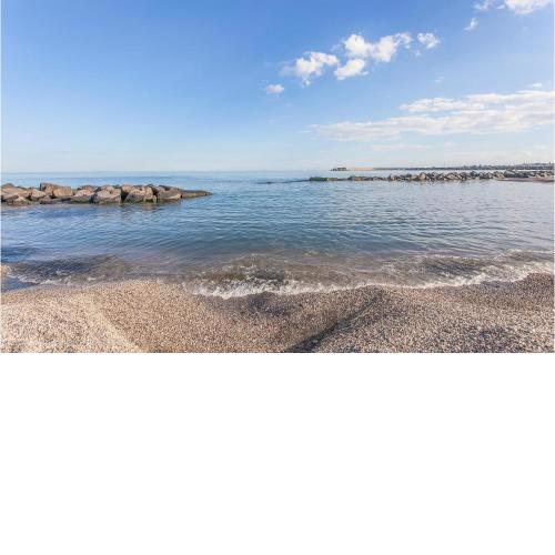 Beautiful apartment in Gaggi with WiFi and 4 Bedrooms