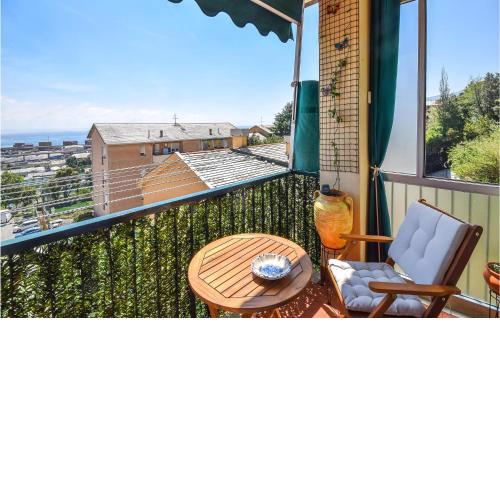 Beautiful apartment in Genova Pra' with WiFi and 2 Bedrooms