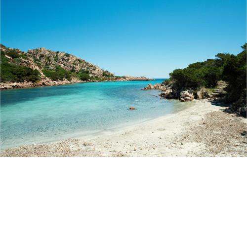 Beautiful apartment in La Maddalena with 2 Bedrooms