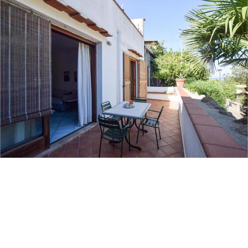 Beautiful apartment in Lacco Ameno with WiFi and 2 Bedrooms