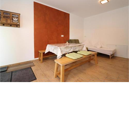 Beautiful Apartment In Lngenfeld With Wifi And 1 Bedrooms 2