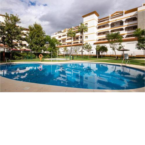 Beautiful Apartment In Mijas With Wifi, 3 Bedrooms And Swimming Pool