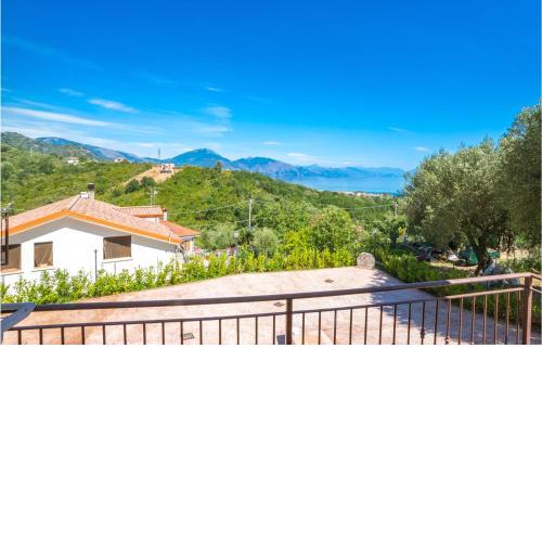 Beautiful apartment in Policastro Bussentino with 3 Bedrooms and WiFi