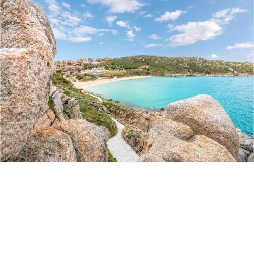 Beautiful apartment in S, Teresa di Gallura with 2 Bedrooms