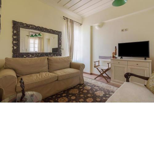 Beautiful apartment in Spetses Old Harbour