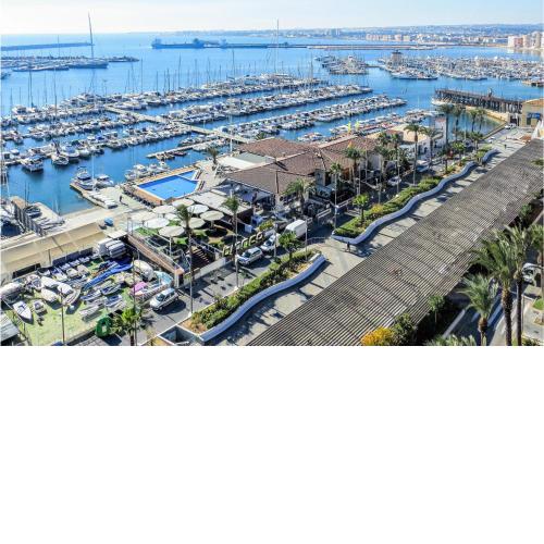 Beautiful apartment in Torrevieja with 2 Bedrooms and WiFi