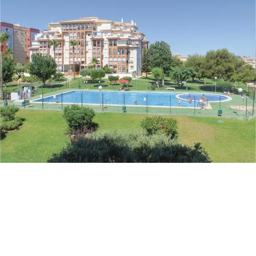 Beautiful apartment in Torrevieja with 2 Bedrooms, Outdoor swimming pool and Swimming pool