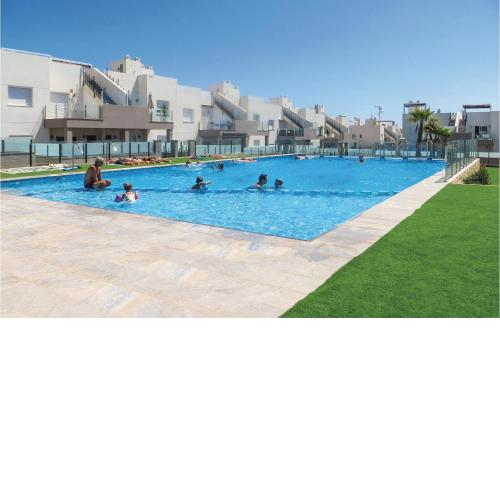 Beautiful Apartment In Torrevieja With 3 Bedrooms, Outdoor Swimming Pool And Swimming Pool