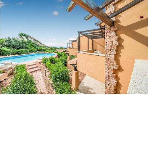 Beautiful apartment in TrinitadAgultu OT with 2 Bedrooms, WiFi and Outdoor swimming pool