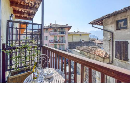 Beautiful apartment in Vignole with WiFi