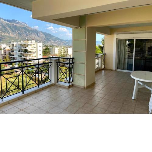 beautiful apartment near the beach