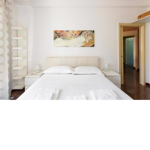 Beautiful Apartment next to Sempione and City Life - Teodorico