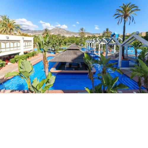 Beautiful apartment with sea views in Benal Beach, Benalmádena