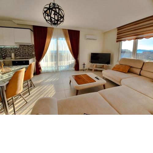Beautiful apartment,amazing SEA VIEW +pool +gym…