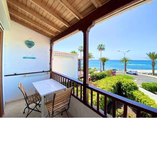 Beautiful beach-front retreat in El Beril